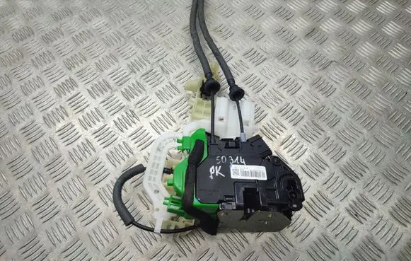 KIA Sorento Front door lock 81310C5020