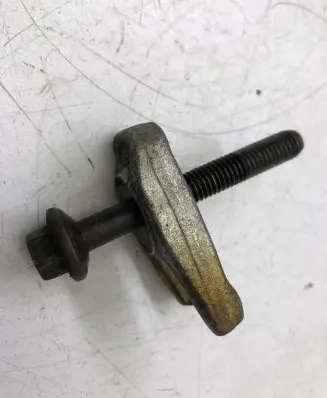 Nissan Qashqai Fuel Injector clamp holder