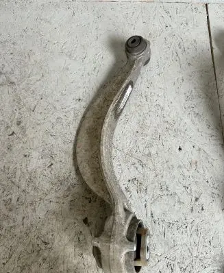 Land Rover Range Rover Velar Front control arm HK833C256 HK833C256AD