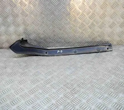 BMW 3 F30 F35 F31 Fender end trim 4887476