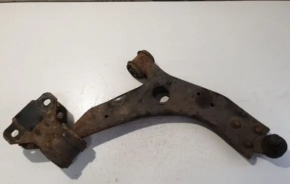 Ford Grand C-MAX Front lower control arm/wishbone