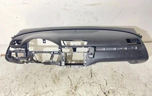Volkswagen PASSAT B6 Dashboard 3C1857004F 6092007 0737104498