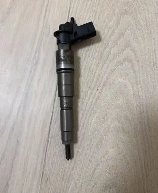 Fuel injector