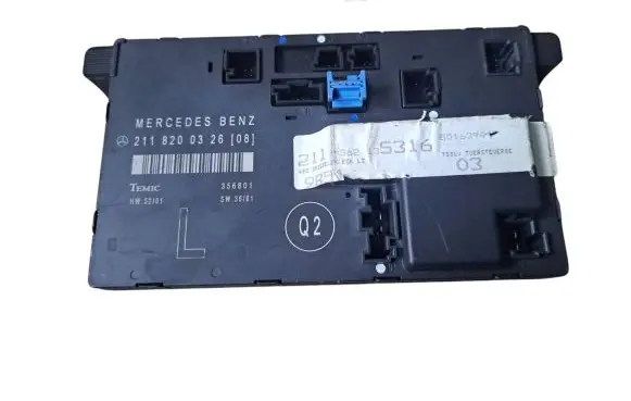 Mercedes-Benz E W211 Door control unit/module 2118200326
