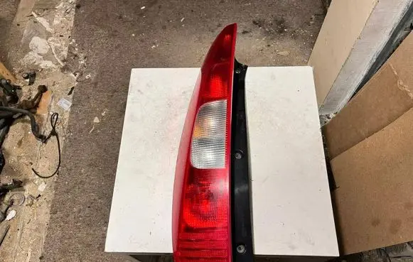 Mitsubishi Colt Rear/tail lights MR957373