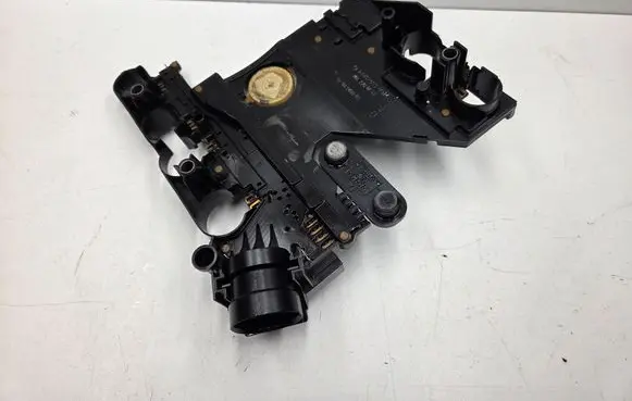 Mercedes-Benz E W211 Transmission gearbox valve body A1402700761 1402700761