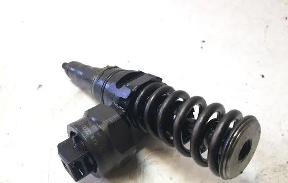 Volkswagen Sharan Fuel injector 038130073AC