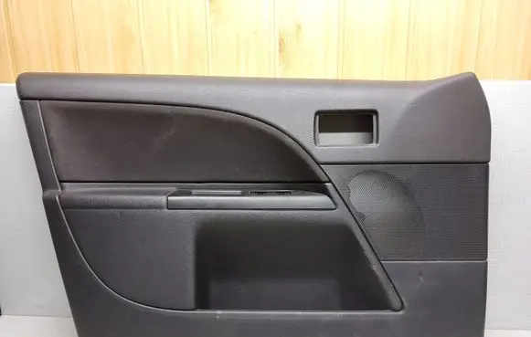 Ford Mondeo Mk III Front door card panel trim