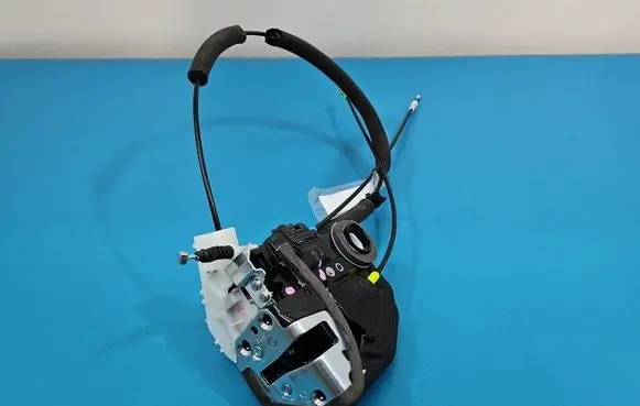 Toyota C-HR I Rear door lock 11119098 IMPRK1588799