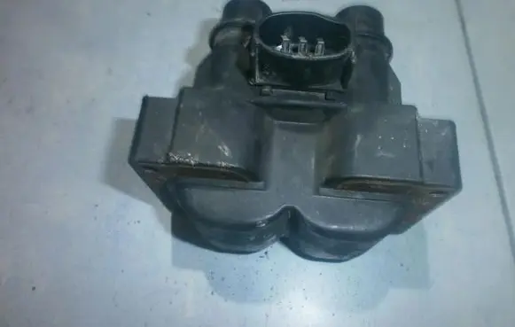 Ford Fiesta High voltage ignition coil 928F12029CA