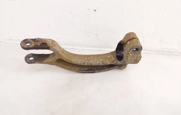 Audi A8 S8 D4 4H Lower shock absorber bracket 8R0413B