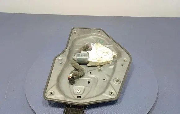 Skoda Superb B6 (3T) Rear door window regulator with motor 8K0959812A