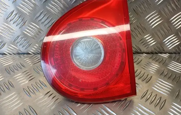 Volkswagen Golf V Tailgate rear/tail lights 1K6945094G 89032905 89031783