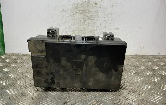 Jeep Grand Cherokee Fuse box set P68194607AD