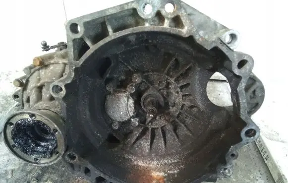 Volkswagen Caddy Manual 5 speed gearbox DUW