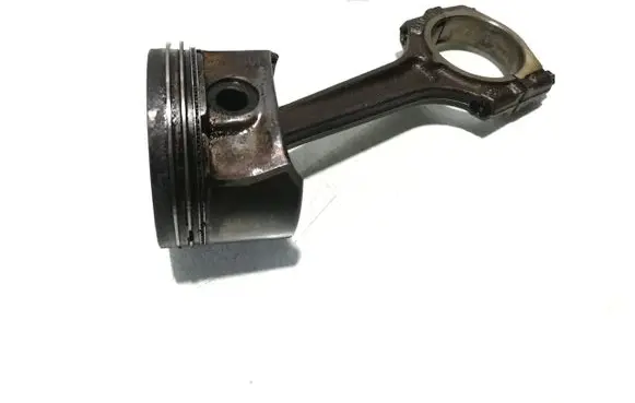 Opel Corsa D Piston with connecting rod A12XER