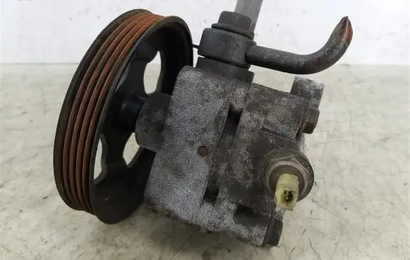 Mazda 626 Power steering pump