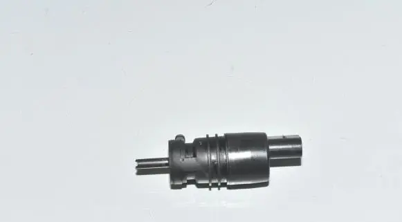 BMW X3 F25 Windscreen/windshield washer pump 6934160 67126934160