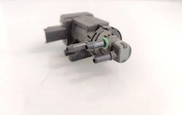 Peugeot 508 Turbo solenoid valve 9674084680 5952618 078110207