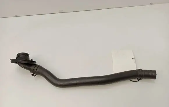 Mercedes-Benz C W203 Engine coolant pipe/hose A2035061735
