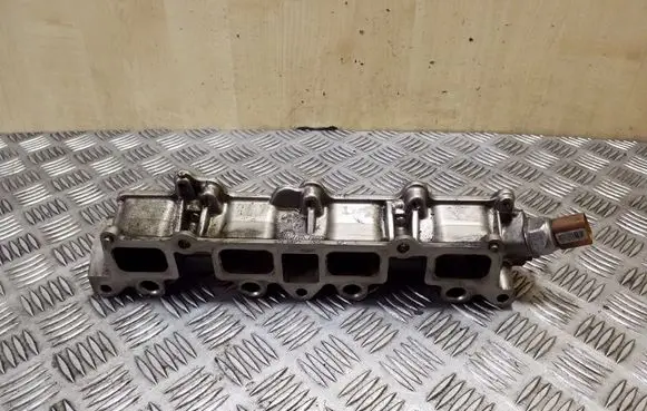 Fuel main line pipe