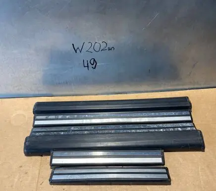 Mercedes-Benz C W202 sill trim set (inner) 2026800335 2026800735