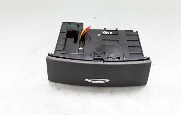 KIA Sorento Dashboard storage box/compartment ATX03 ATX03KF1