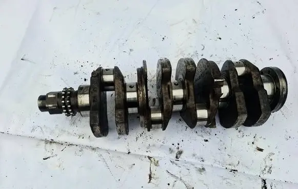 Opel Vectra B Crankshaft 90400177