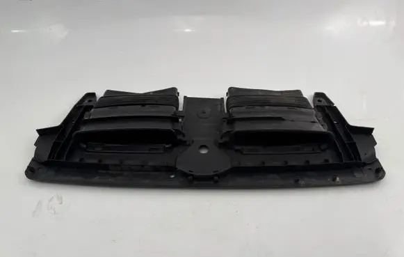 Audi Q7 4M Intercooler air guide/duct channel 4M0129510D 4M0807081A