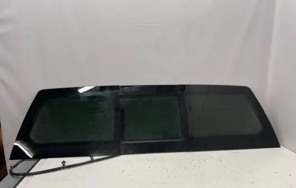 Dodge RAM Rear windscreen/windshield window 68426398AE