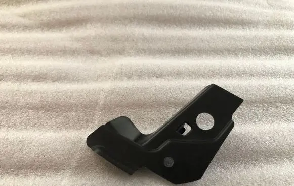 Audi A3 S3 8V Front bumper mounting bracket 8V5807409A 8V5807409B 8V5807409