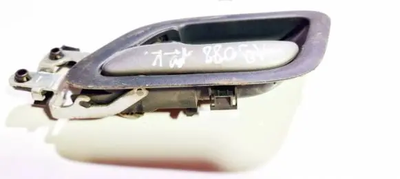 Honda FR-V Front door interior handle