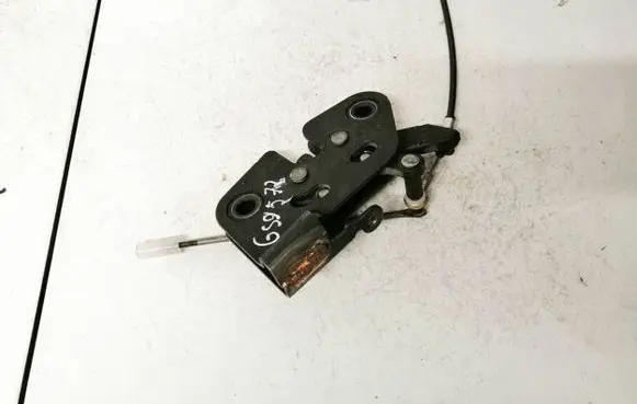 Mazda 6 Seat back rest lock catch 