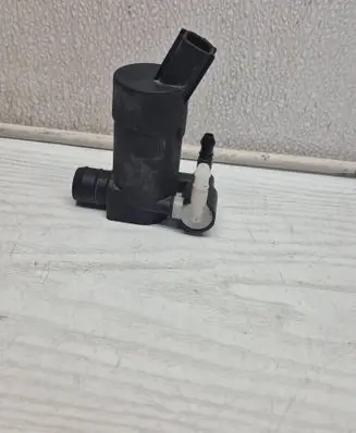 Volvo V70 Windscreen/windshield washer pump PA6-GB25