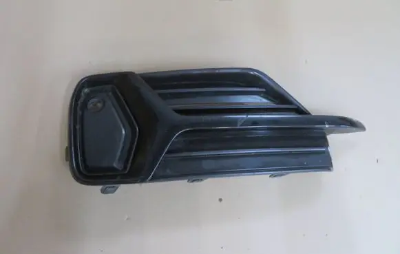 Front bumper lower grill