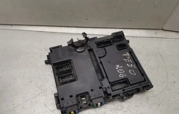 Peugeot 206 Fuse module