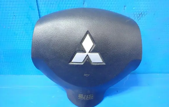 Mitsubishi Lancer VIII Steering wheel airbag