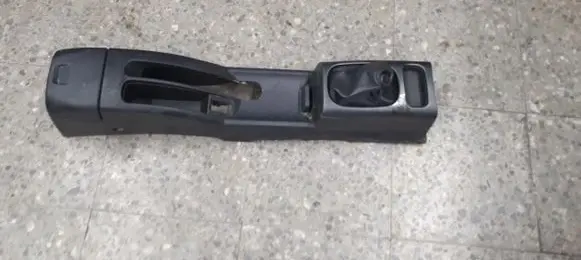 Nissan Note (E11) Center console 969109U010