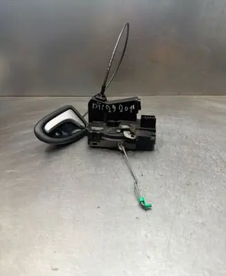 Renault Trafic II (X83) Front door lock 8200008246 91166237