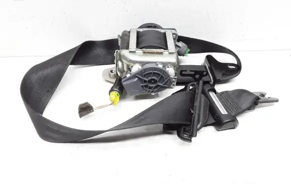 Volvo S60 Front seatbelt 616155800 39800482 P39800482