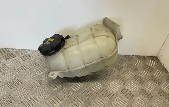 BMW 4 F32 F33 Coolant expansion tank/reservoir 7642160