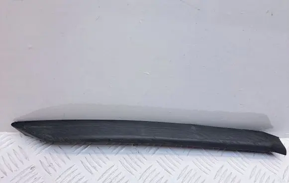 Toyota Avensis T270 Front bumper lip 7685205030