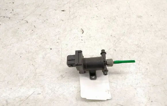 Mercedes-Benz E W210 Sensor A2028000178 2028000178