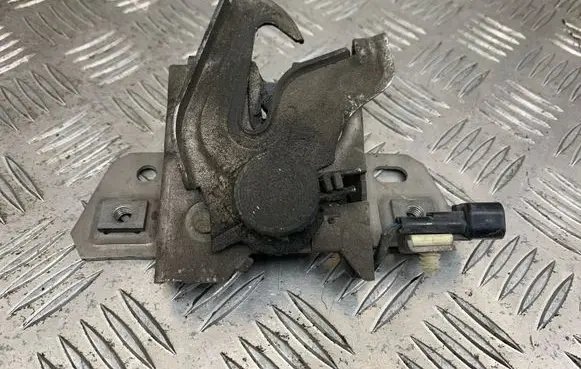 Volvo V50 Engine bonnet/hood lock/catch 30716530
