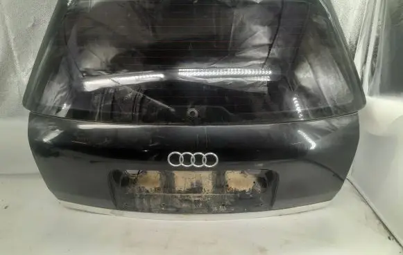 Audi A6 S6 C5 4B Tailgate/trunk/boot lid