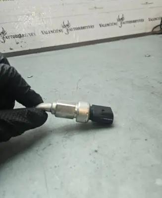 Porsche Cayenne (92A) Air conditioning (A/C) pressure sensor 1K0959126E 820P0905