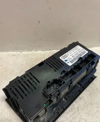 Audi A4 S4 B6 8E 8H Climate control unit 8E0820043AD 0966133