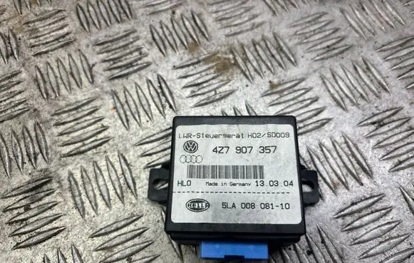 Audi A4 S4 B6 8E 8H Light module LCM 4Z7907357