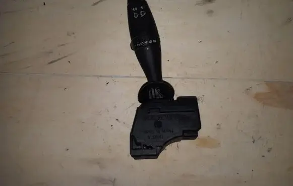 Ford Mondeo Mk III Wiper control stalk