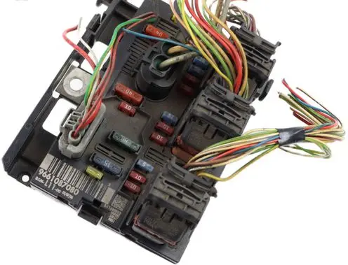 Peugeot 307 Fuse module 9661087080